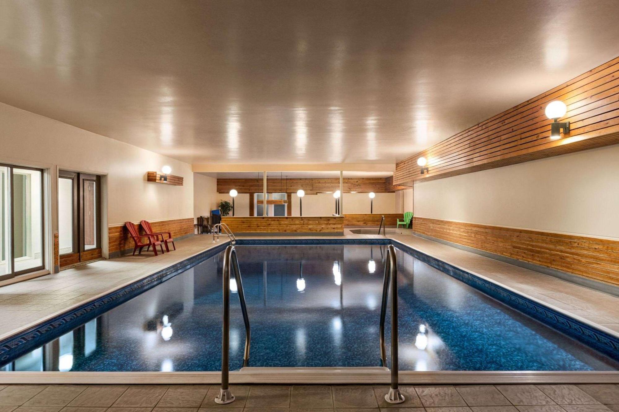 Atlantic Host Hotel, Trademark Collection By Wyndham Батерст Екстер'єр фото